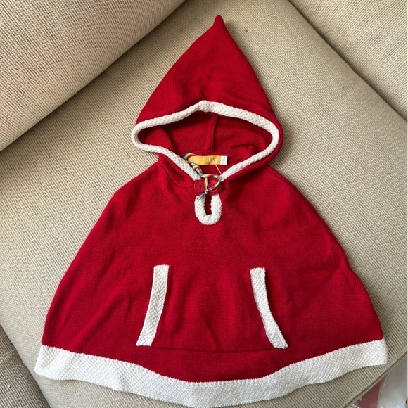 Little Bird Knitted Poncho - Picture 1 of 5